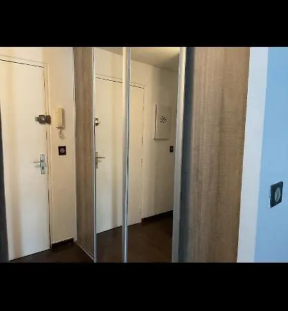 Avec Piscine Privee Apartment *